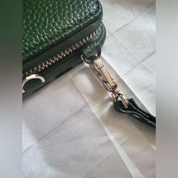 iPhone 13 Wallet Case Crossbody, dark green 
For 6.1” - Picture 14 of 14